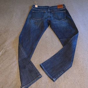 Brand new with tags Abercrombie jeans men’s 32x32 athletic slim fit